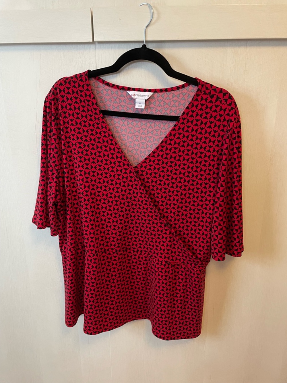 Liz Claiborne Red and Black Geometric Wrap-Front Top